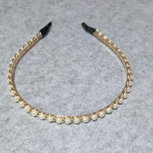 Chic Gold Pearl Embellished Headband